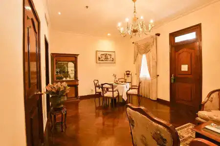 Grand Saigon - 102