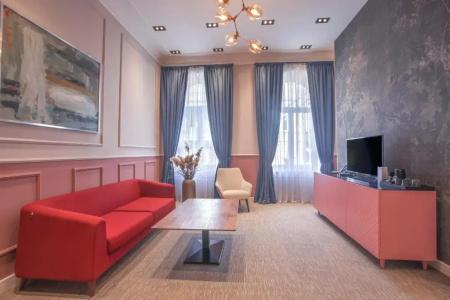 Heritage and Suites - 87