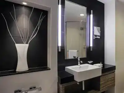 Pullman Dubai Jumeirah Lakes Towers - 54
