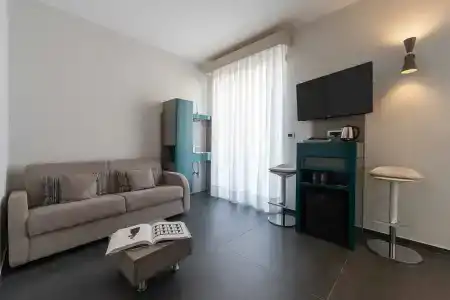 Reginna Palace - 86