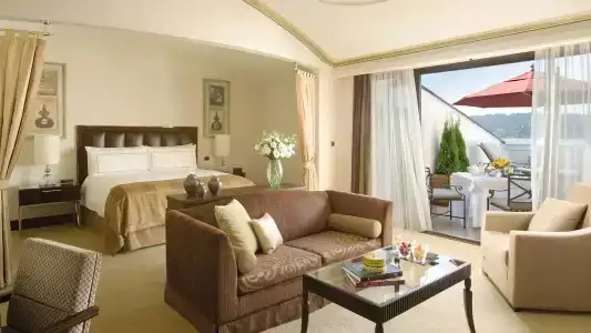 Four Seasons Istanbul at the Bosphorus - 67