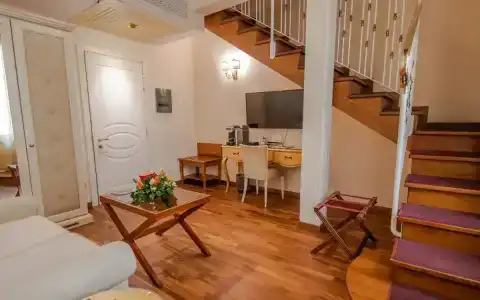 Golden Tower & Spa - 75