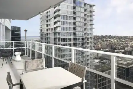 Level Seattle - South Lake Union - 71