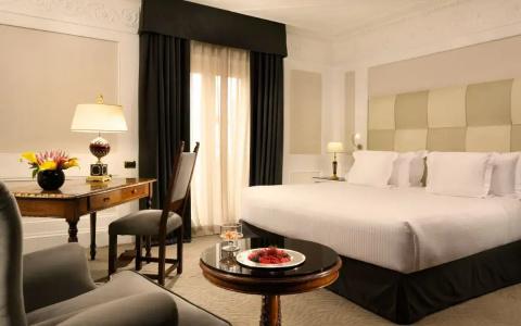 Splendide Royal - Small Luxury Hotels of the World - 34