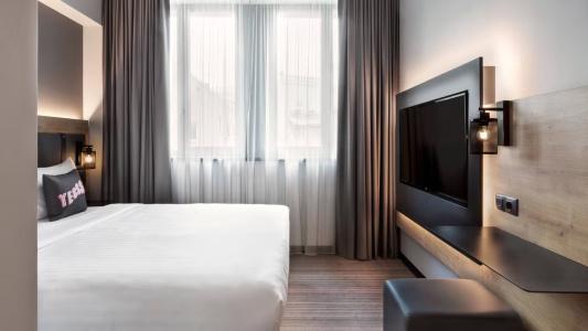 Moxy Bucharest Old Town - 23