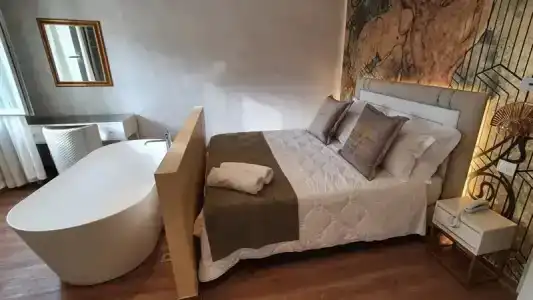 Amsterdam Suite & Spa - 40