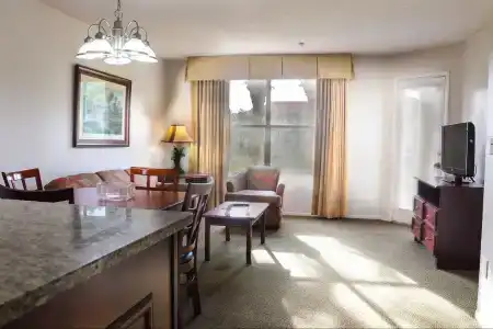 Parc Corniche Condominium Suites - 53