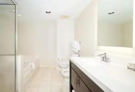 DoubleTree by Hilton Ocean Point - North Miami Beach - 45