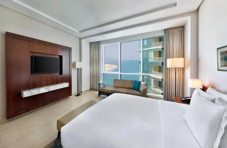 DoubleTree by Hilton Dubai Jumeirah Beach - 10