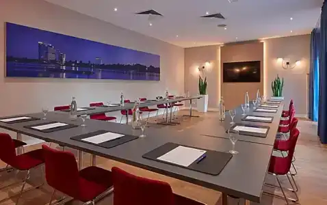 Holiday Inn Express Cologne Troisdorf, An Ihg - 14