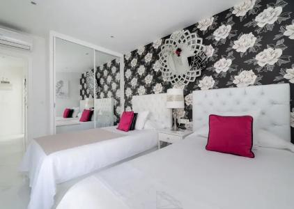 Lani's Suites de Luxe - Adults Only - 30