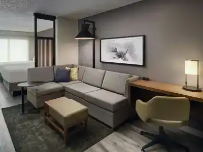 Hyatt Place - 28