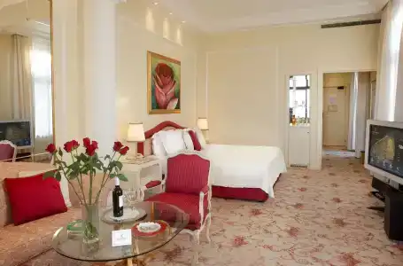 Grande Albergo Delle Rose - 79