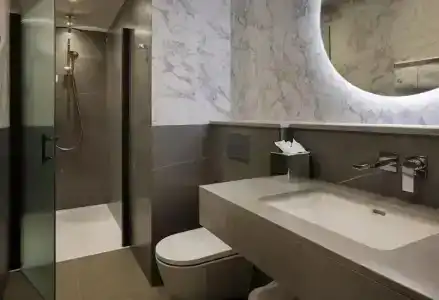DoubleTree by Hilton London Victoria - 73