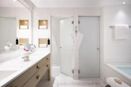 Mandarin Oriental - 46