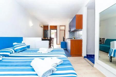 Relais Freedom Club - 100