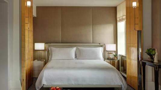 The Carlyle, A Rosewood - 75