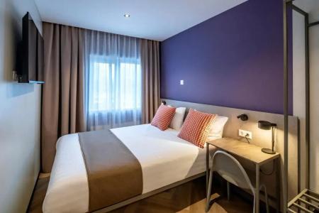 New Century Amsterdam - 4