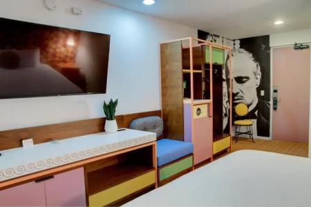 The Adler a Hollywood Hills - 46