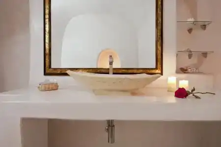 Alexander's Suites - 49