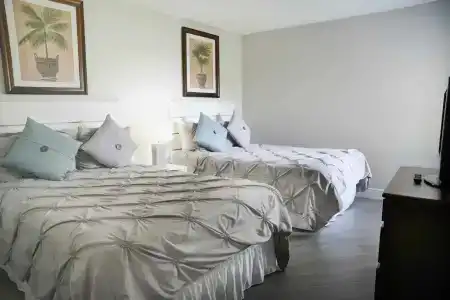 Parc Corniche Condominium Suites - 103