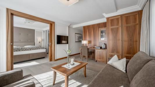 Trofana Royal - 61