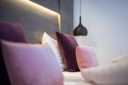 ElisabethPremium Private Retreat- Adults only - 55