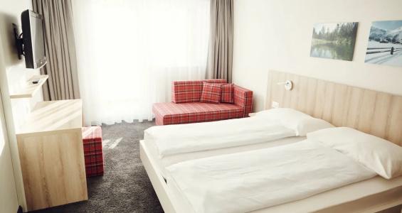 Serviced by Solaria - 21