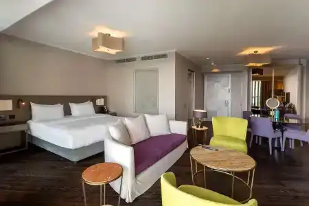 Radisson Blu Istanbul Ottomare - 159