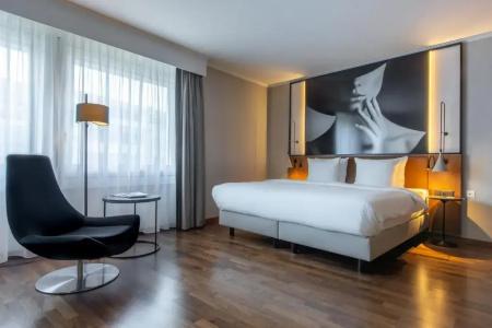 Radisson Blu - 69