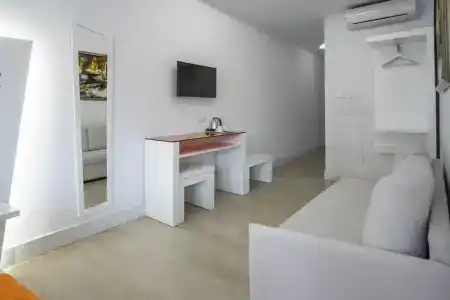 Atarazanas Málaga Boutique - 62