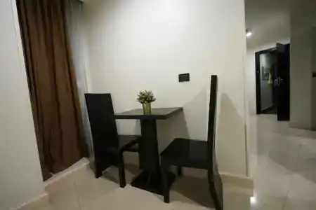 NewCity Apart- Suites & - 51