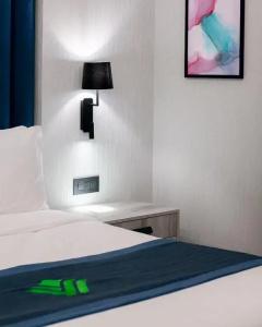 Wyndham Garden - 81