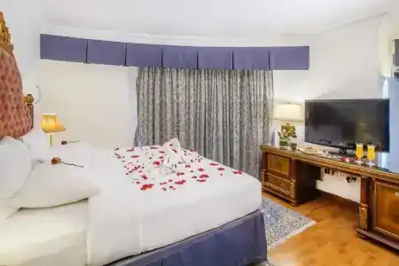 Grand Excelsior - Bur Dubai - 37