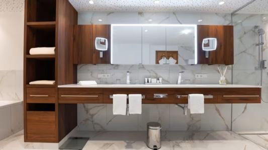 Trofana Royal - 63