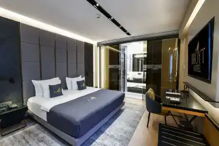 Broyt Suites - 27