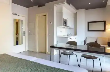 Suites Viena Plaza de España - 61