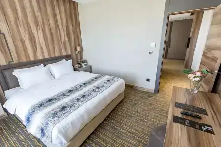 Shimall Deluxe - 55
