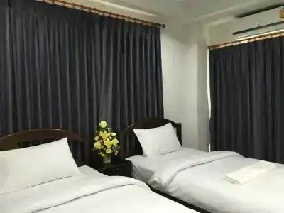 Baan Samrarn - 4
