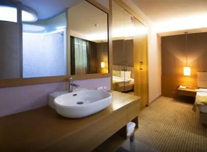 Ramada by Wyndham Podgorica - 48