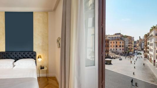 Condotti Boutique - 20