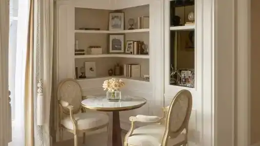 Four Seasons George v Paris - 40