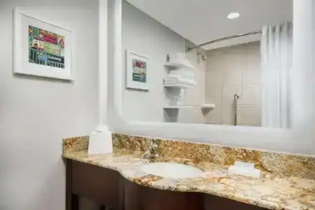 Hampton by Hilton Manhattan 35th Street - Empire State Building - 20