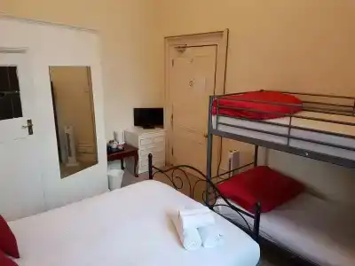 Brunswick Square & Spa - 5
