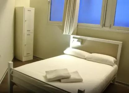 Poshtel - Premium - 44