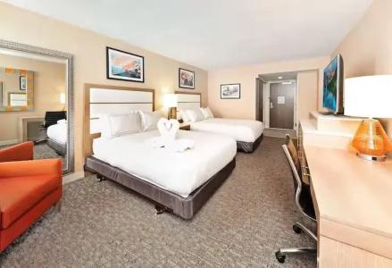 DoubleTree by Hilton Virginia Beach - 48