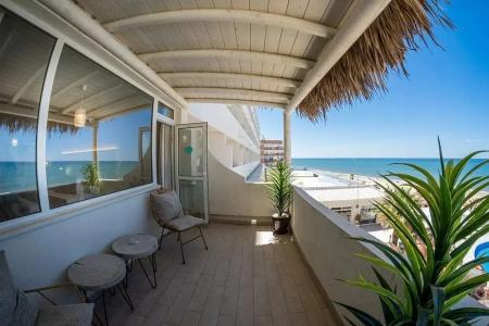 Ons Oceanfront - 104