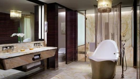 The Ritz-Carlton Shanghai, Pudong - 52