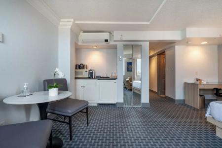 Century Plaza - 96