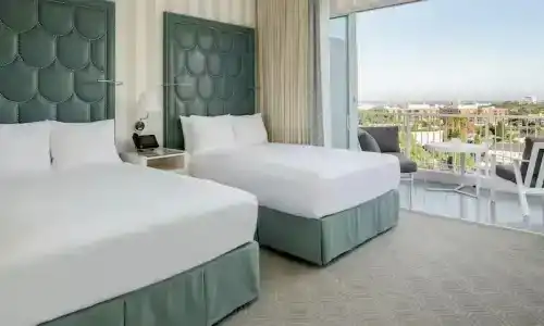The Beverly Hilton - 64